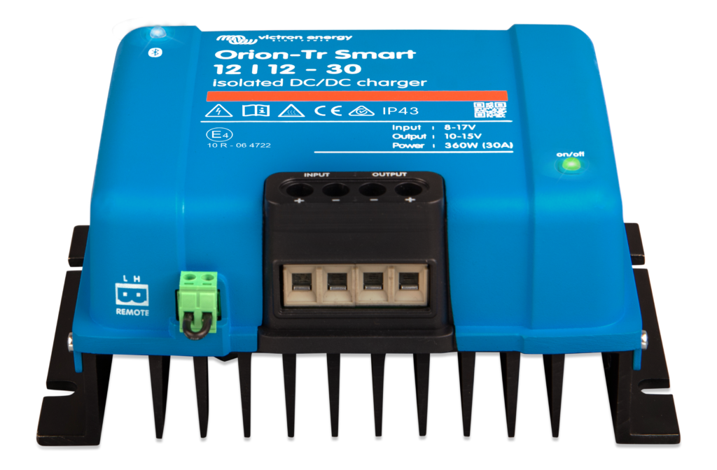 Cargador DC-DC Victron Orion-Tr Smart 12/12-30A, vista frontal