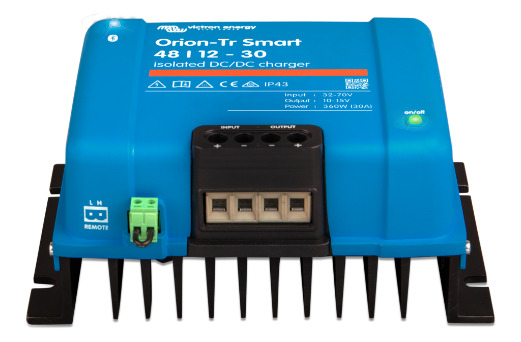 Cargador DC-DC Victron Orion-Tr Smart 48/12-30A, vista frontal